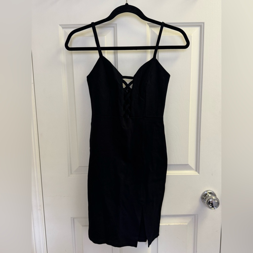 Tobi Black Criss Cross Bodycon Mini Dress
